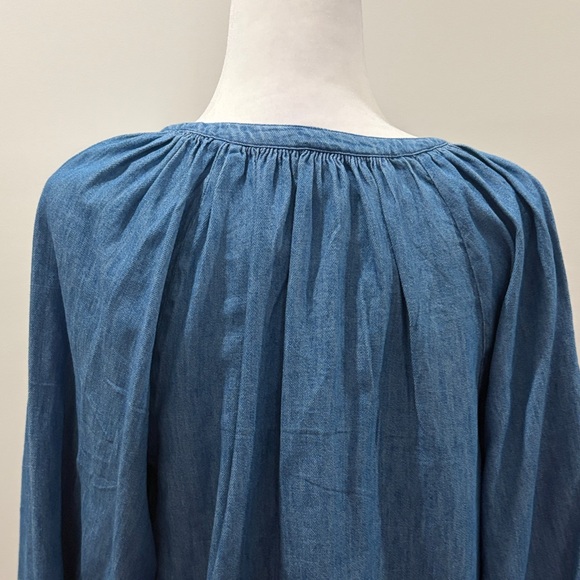 Chambray Split Neck Top - Picture 3 of 3